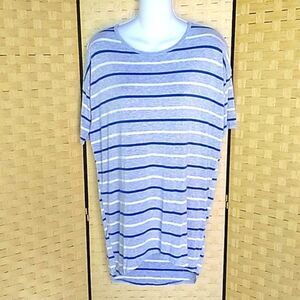 LuLaRoe T-shirt Size XXS